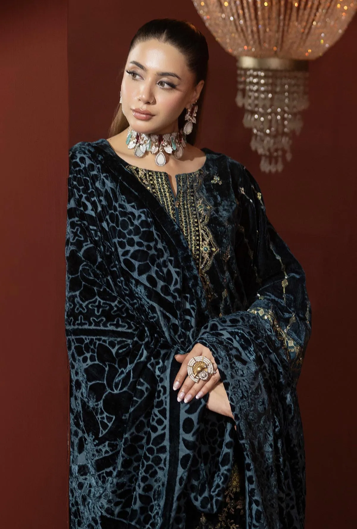 Adan's Libas Luxury Velvet Plachi – 1418