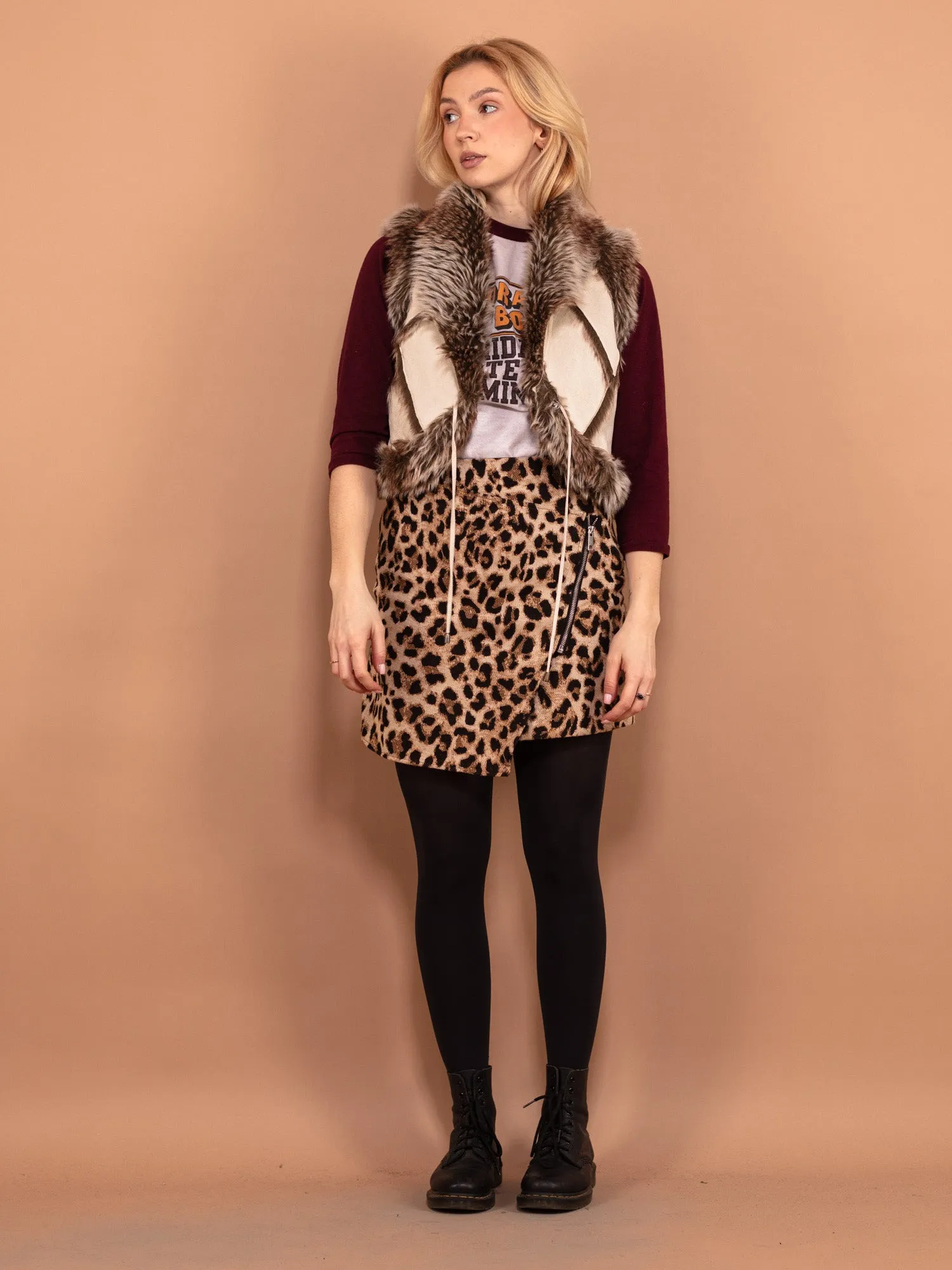 Vintage 00's Women Faux Shearling Vest in Beige White